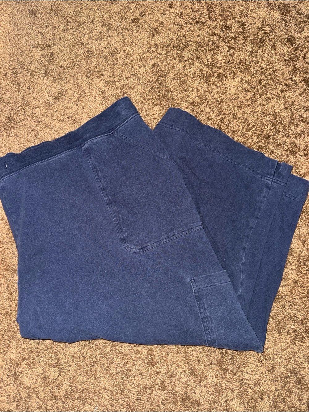 Women’s Basic Editions Capri Pants